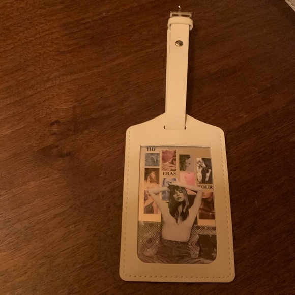 NEW. Taylor Swift tag - Picture 3 of 6